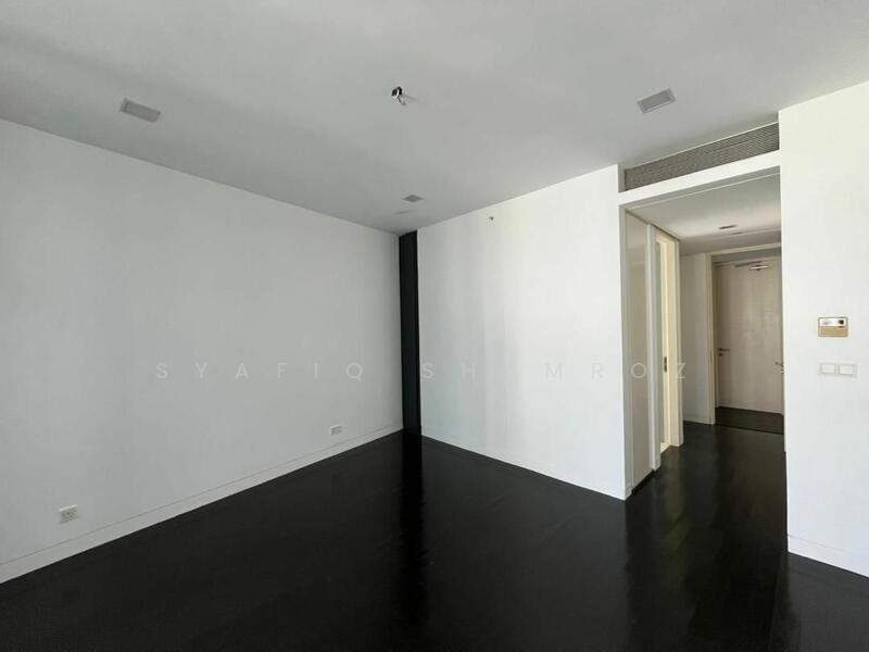 For Sale - Condominium @ The Troika