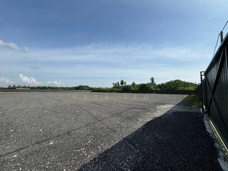 Untuk Disewa - Industrial Land at Teluk Gong