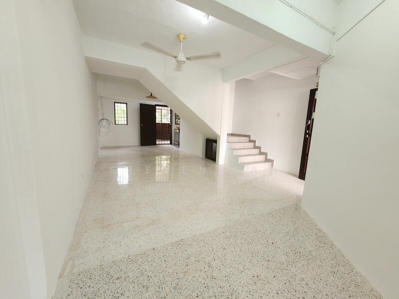 Untuk Dijual - 2-storey Terrace House at SS19