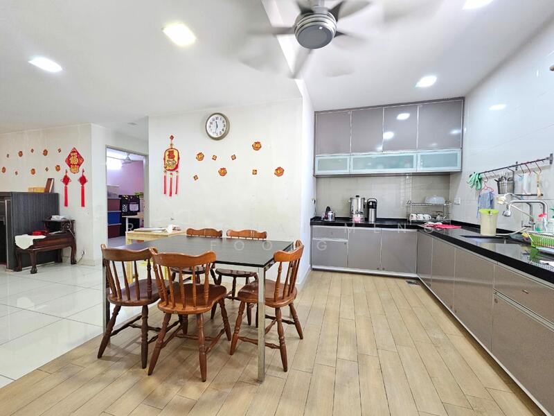 Untuk Dijual - Taman Pertama