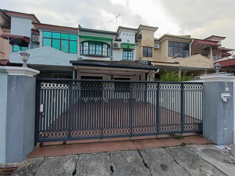 Untuk Disewa - Taman Menglembu Berlian 20x95 Double Sty