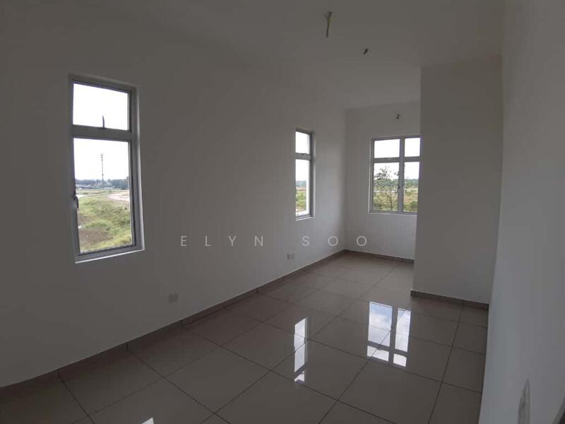 Untuk Dijual - ( Corner ) Livia @ Bandar Rimbayu