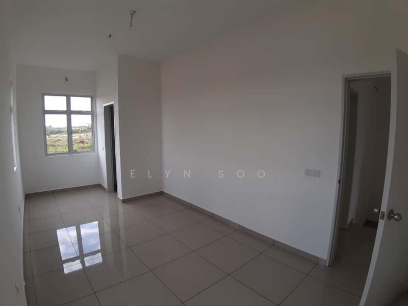 Untuk Dijual - ( Corner ) Livia @ Bandar Rimbayu