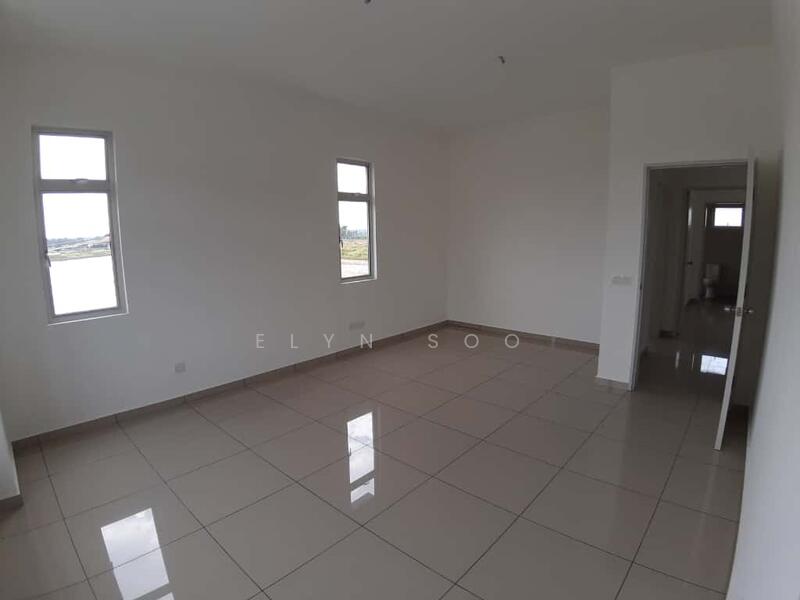 Untuk Dijual - ( Corner ) Livia @ Bandar Rimbayu