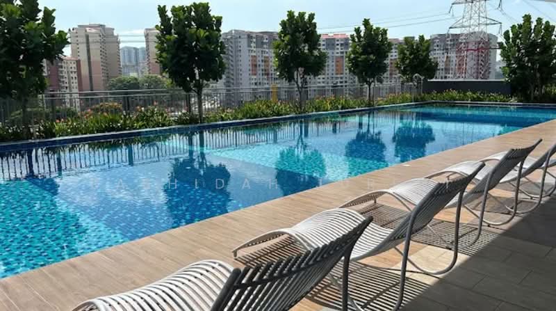 Kondominium untuk Dijual di Nikka Residence - Rashidah Juremi - Pool - PropertyGuru.com.my