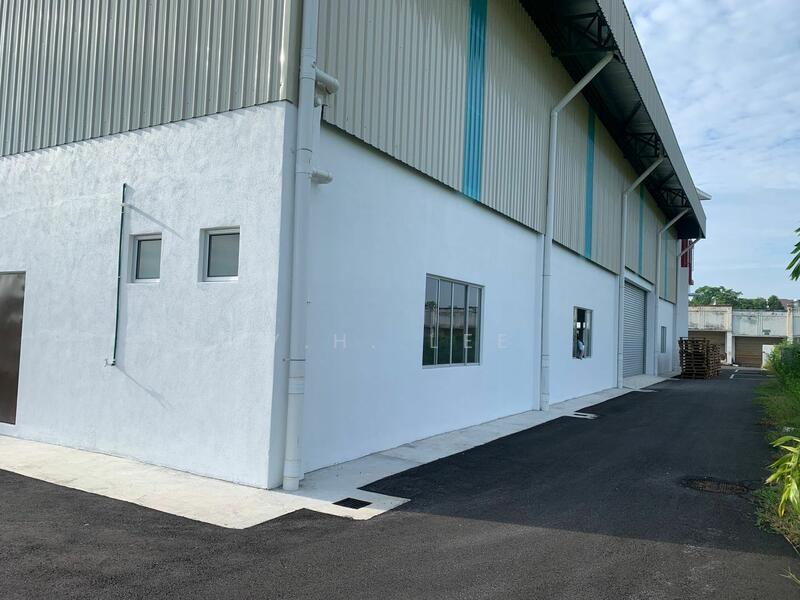 For Sale - Semi-D factory at Nilai 3