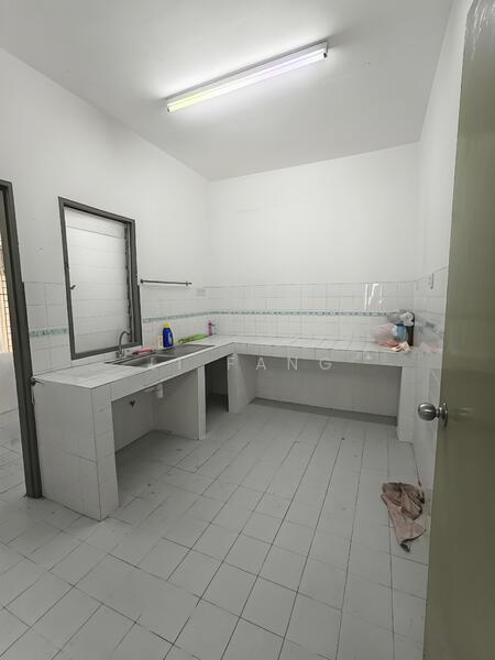 Untuk Dijual - Menara Kuda Lari