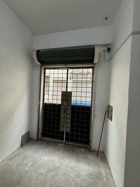 Shop for Rent in Bandar Bukit Puchong 2 (Puchong) - Paul Lee - Interior - PropertyGuru.com.my