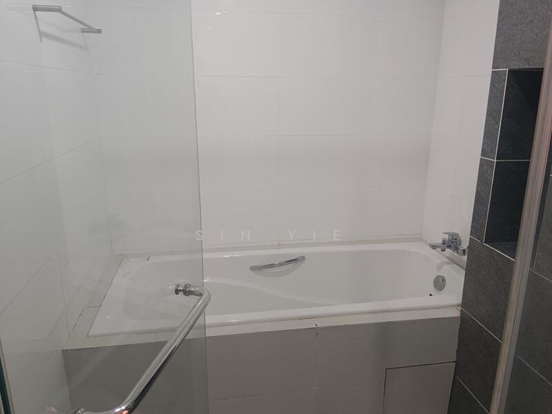 For Sale - Ponderosa Lakeside Apartment