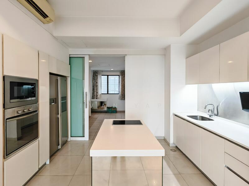 Untuk Disewa - Zehn Bukit Pantai