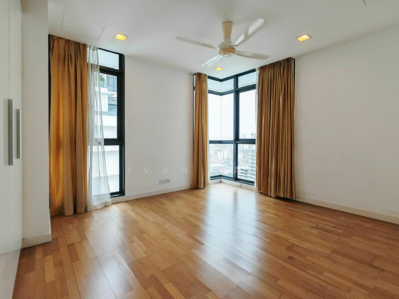 Untuk Disewa - Zehn Bukit Pantai