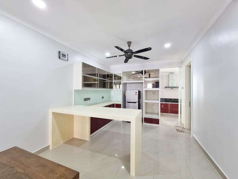 For Rent - Putra Avenue