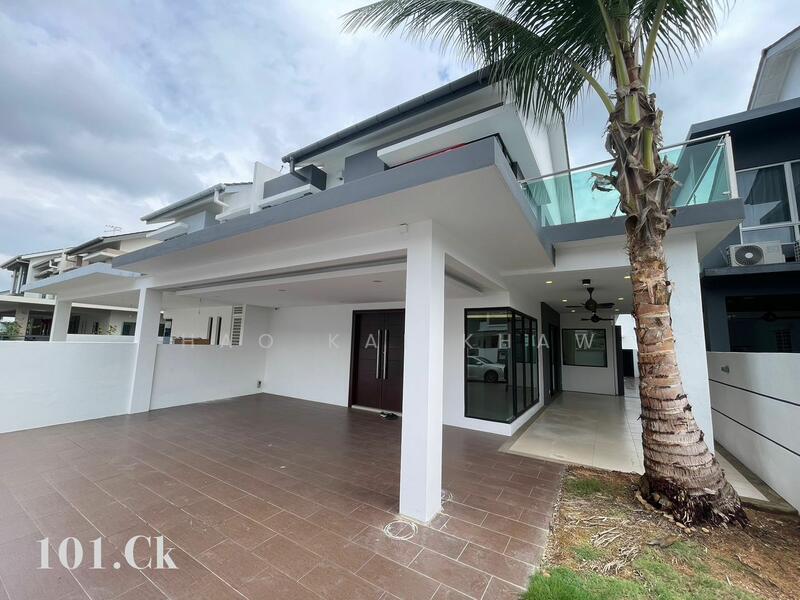 For Sale - Semi-Detached House at Ambang Botanic 2