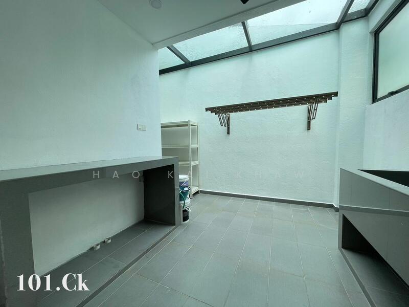 For Sale - Semi-Detached House at Ambang Botanic 2