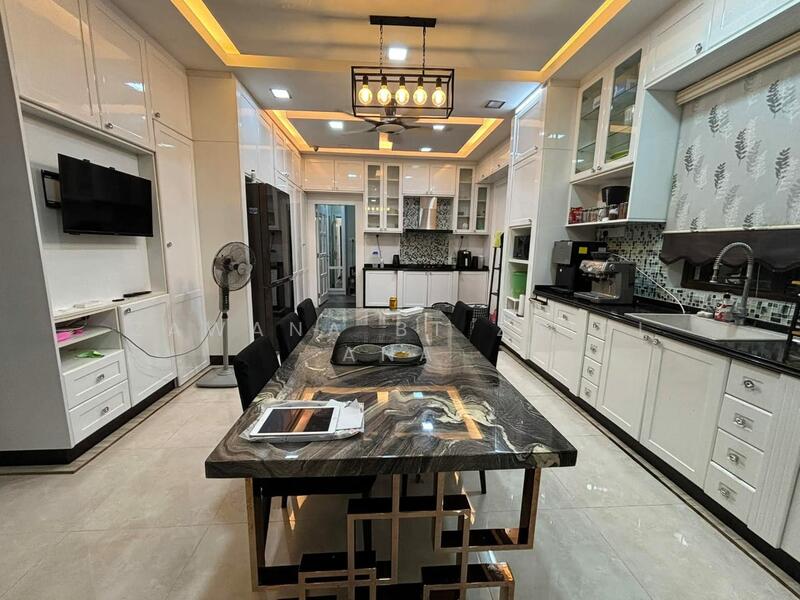 Untuk Dijual - Country Heights Kajang