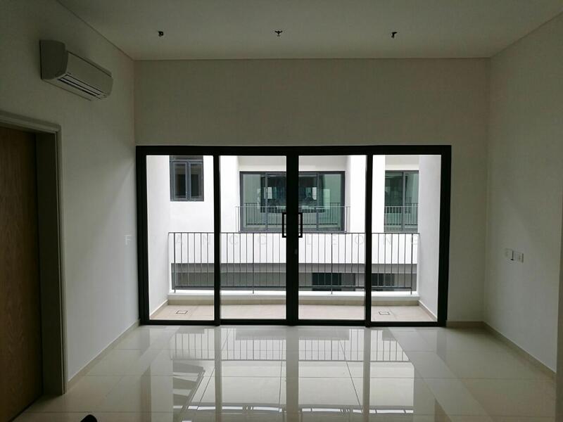 For Sale - Plaza Arkadia