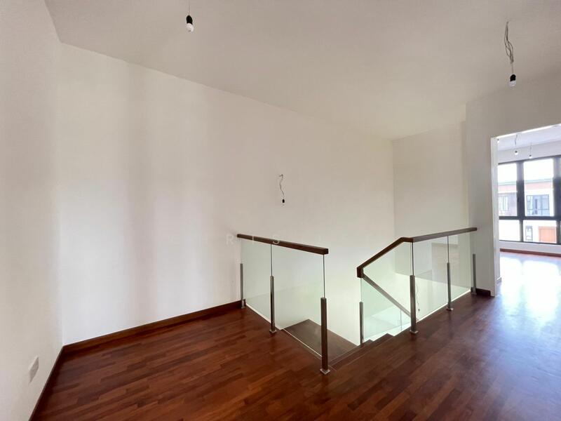 Untuk Dijual - BOHEMIA