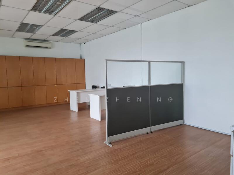 For Rent - Taman Perindustrian Kempas Utama, Semi Detached Factory for Rent, 300 Amps, Strategic Location