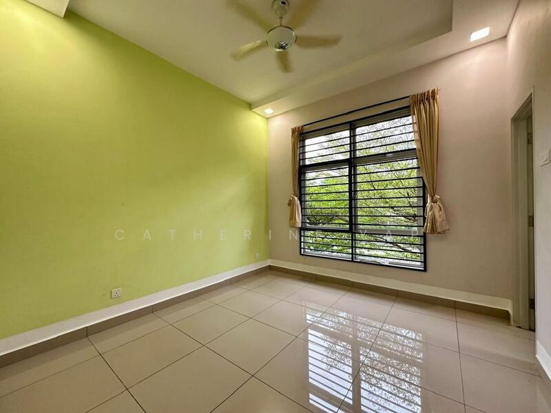 Untuk Dijual - Taman Sri Pulai Perdana 2, Double Storey Superlink Semi-D for Sale