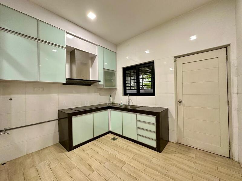 Untuk Dijual - Taman Sri Pulai Perdana 2, Double Storey Superlink Semi-D for Sale