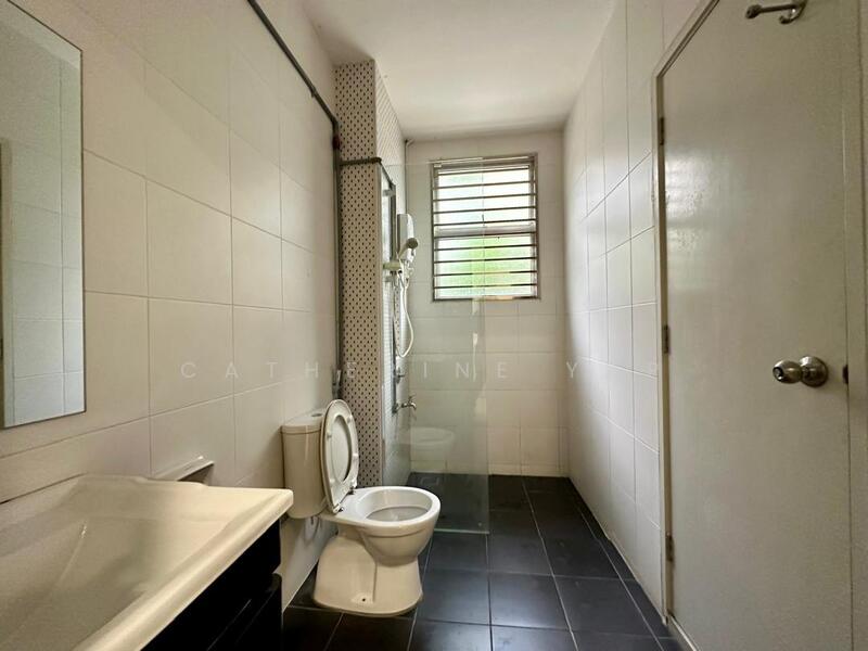 Untuk Dijual - Taman Sri Pulai Perdana 2, Double Storey Superlink Semi-D for Sale