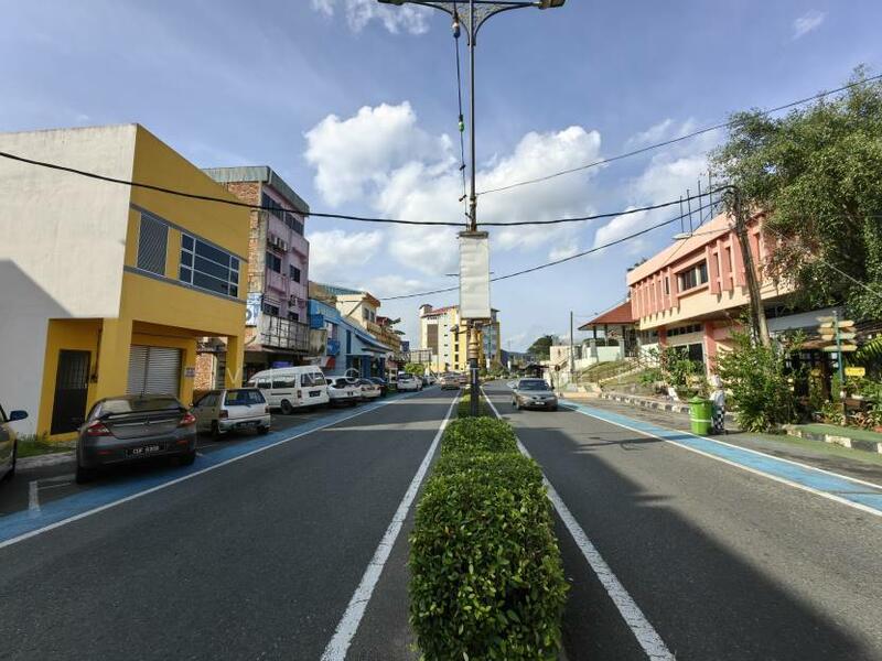 Untuk Dijual - 3 Sty Shop 20 x 80 Freehold Jalan Besar Bandar Lama Jerantut