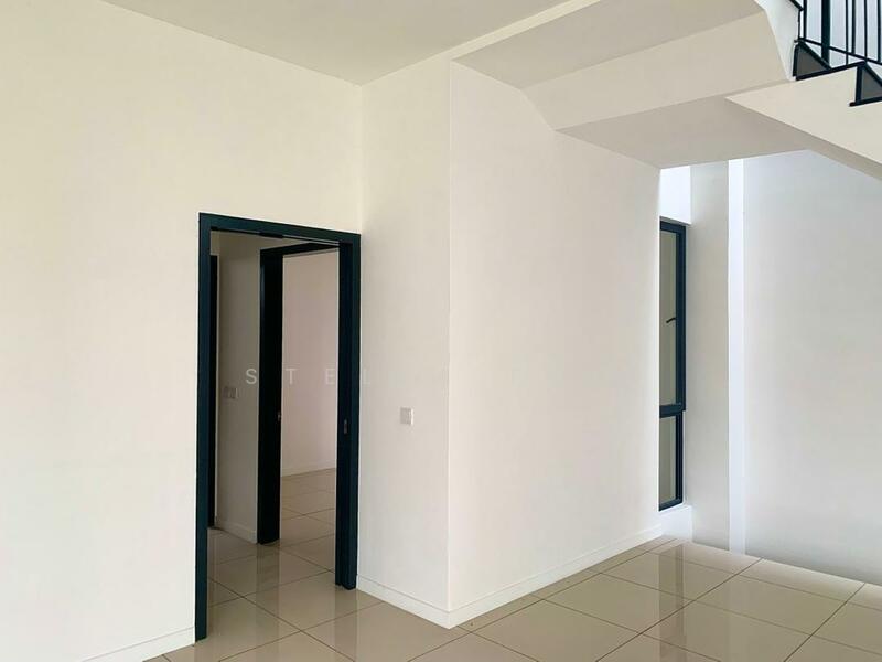 For Sale - SERENIA AQILA