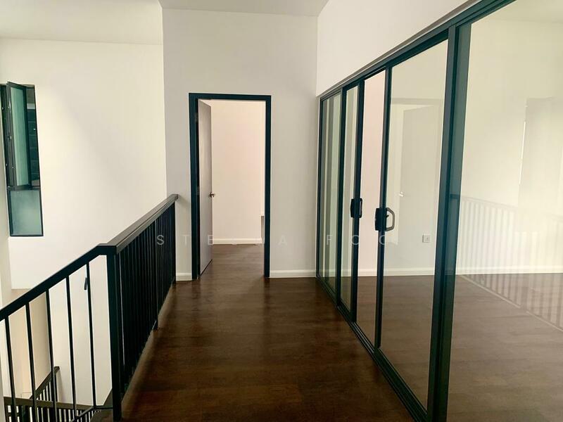 For Sale - SERENIA AQILA