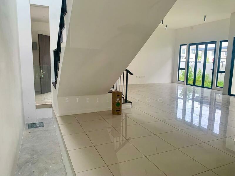 For Sale - SERENIA AQILA