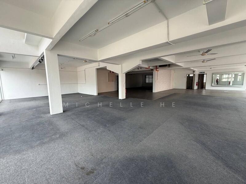 For Rent - Nusa Bestari/ Jalan Jati/ Shoplot For Rent