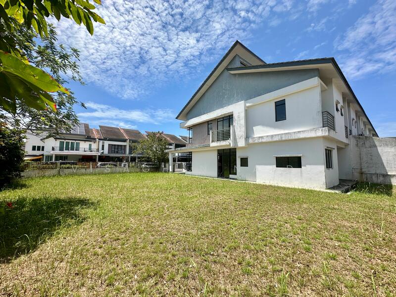 For Sale - Terraced House at M Residence