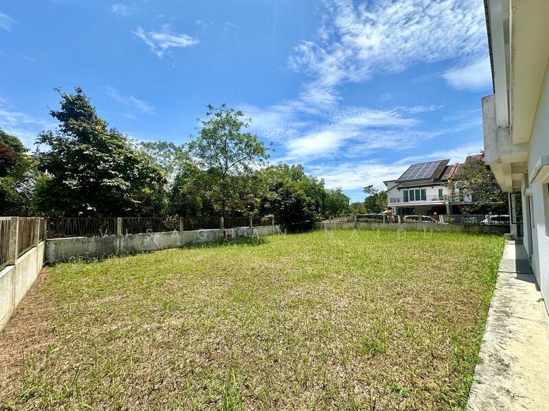 For Sale - Terraced House at M Residence