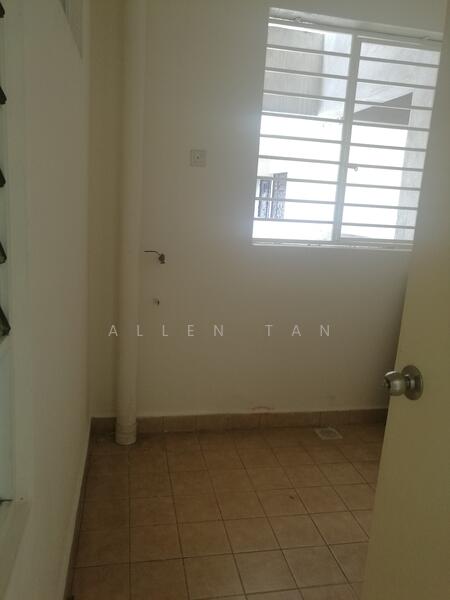 Untuk Dijual - Sterling