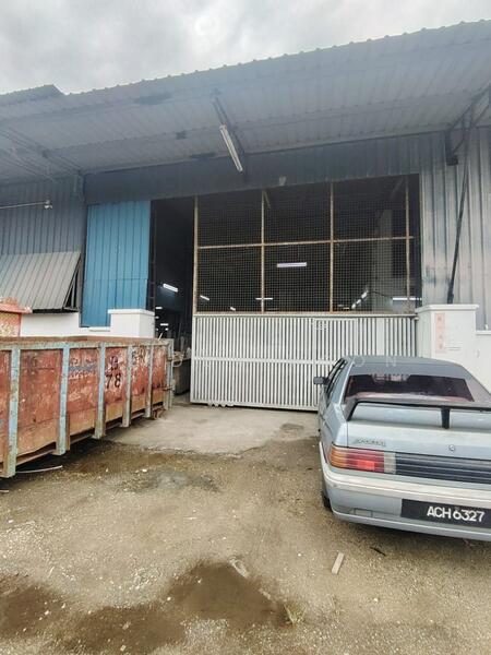 For Rent - Skudai Perindustrian Tan Sri Yaacob 1.5 semi detached factory