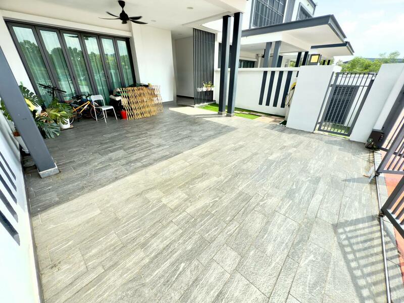 For Sale - [Facing Open - 24x80] 2 Storey Superlink Terrace Temasya Legasi, Glenmarie Shah Alam