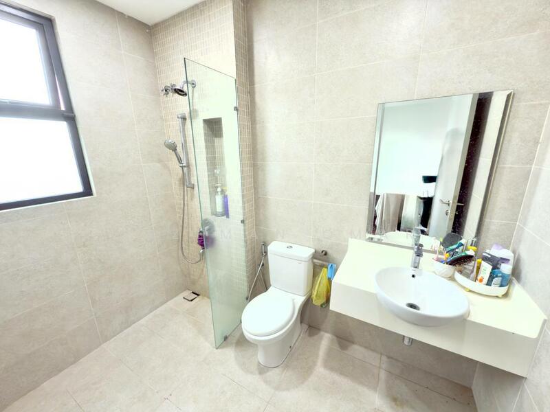 For Sale - [Facing Open - 24x80] 2 Storey Superlink Terrace Temasya Legasi, Glenmarie Shah Alam