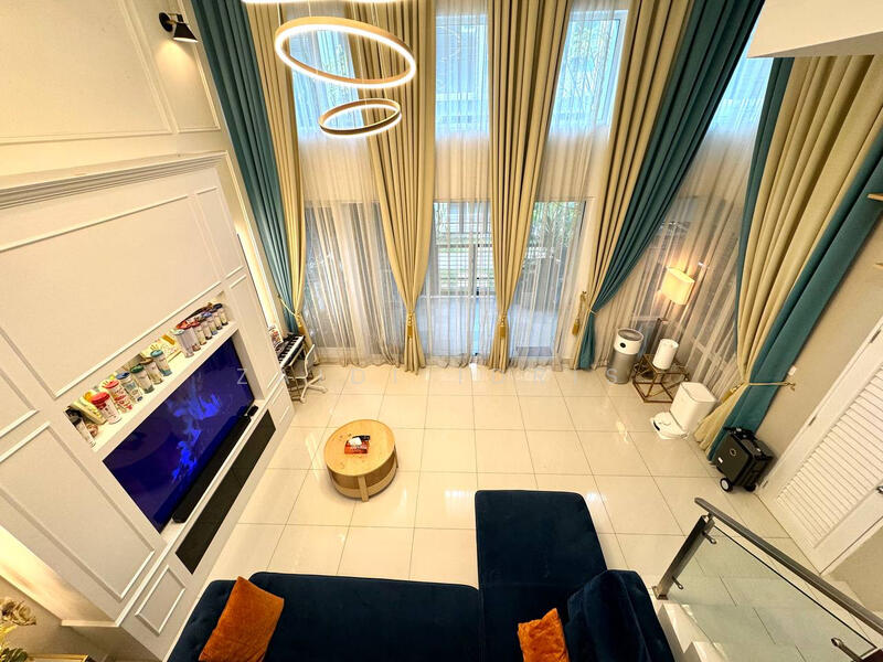 For Sale - Tiara South