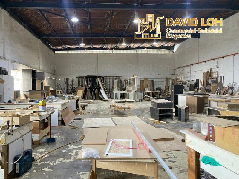 Untuk Dijual - 【FREEHOLD】Juru 1.5 Storey Semi-Detached Factory For Sale