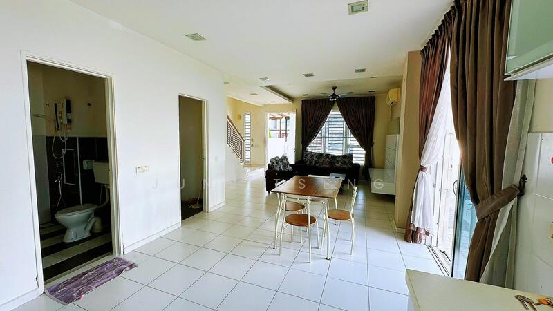 Untuk Disewa - BUKIT INDAH BANDAR NUSAJAYA