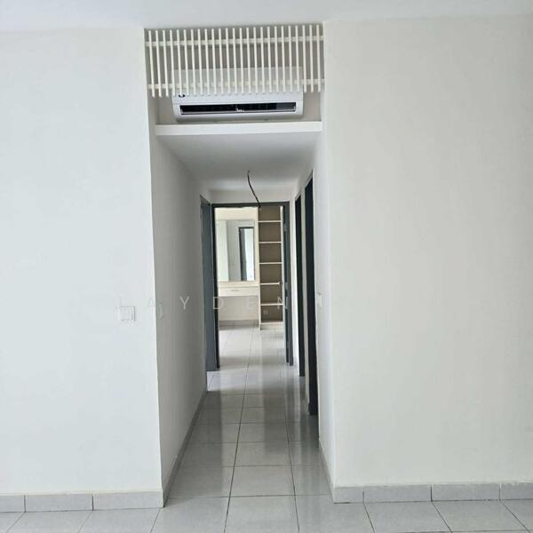 Untuk Dijual - E Island Lake Haven