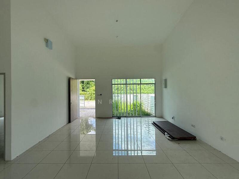 For Sale - Yarra Park