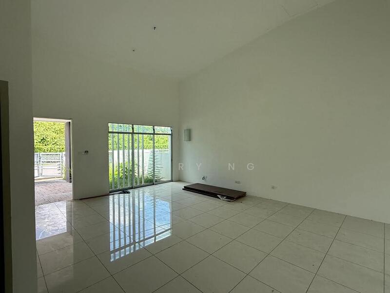 For Sale - Yarra Park