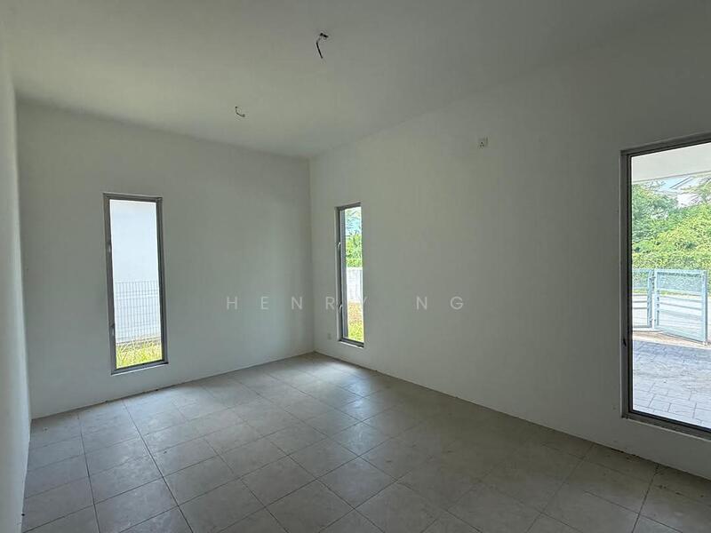 For Sale - Yarra Park