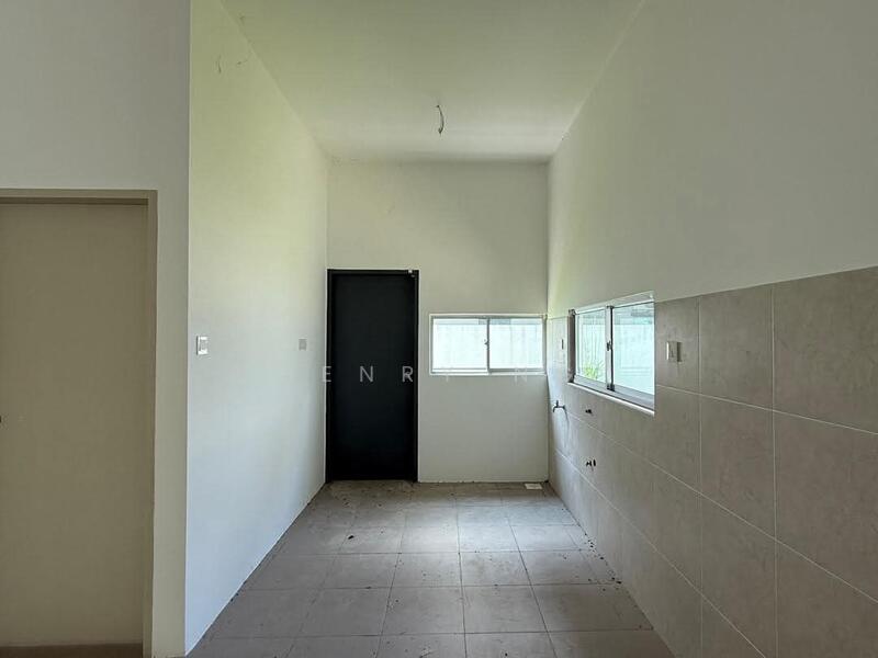 For Sale - Yarra Park