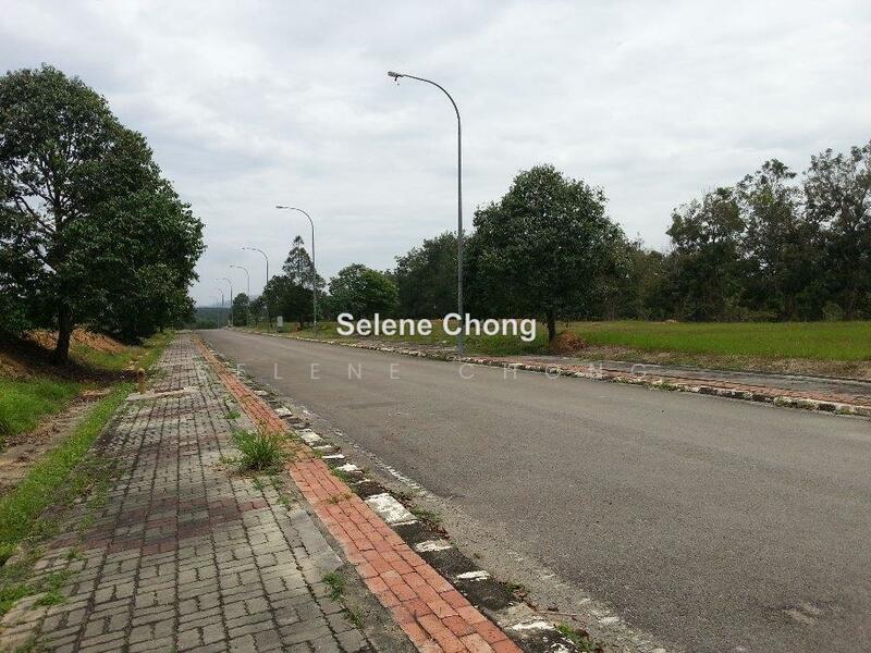 Untuk Dijual - Residential Land at Bayu Lakehomes