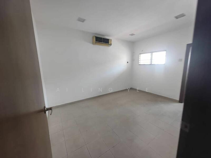 For Sale - 2.5-storey Terraced House at Taman Eng Ann