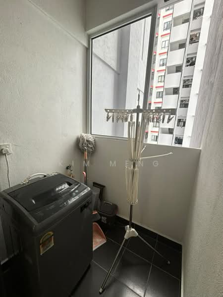 Kondominium untuk Disewa di M Suite @ Desa Park North - Kim Meng Lew - Balcony - PropertyGuru.com.my