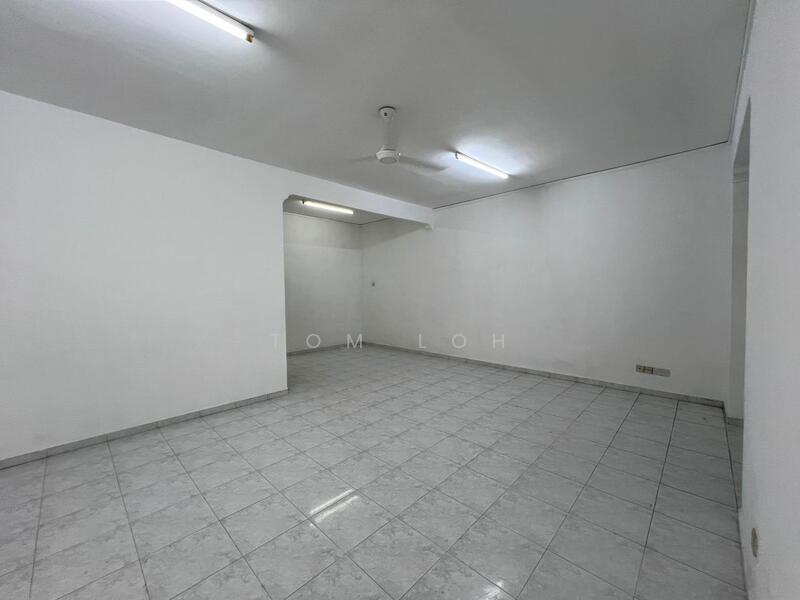 Untuk Disewa - Taman Pulai Utama