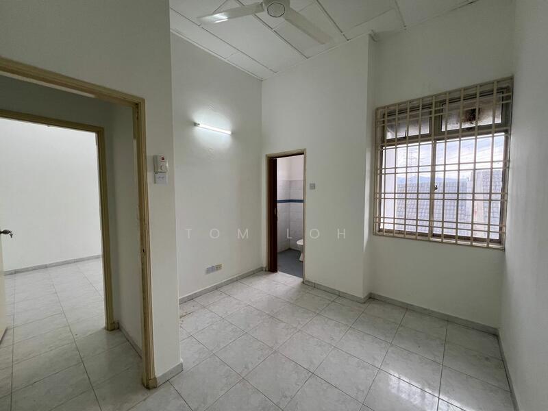 Untuk Disewa - Taman Pulai Utama