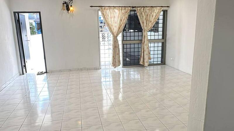 End Lot Double Storey Taman Klang Utama, Klang